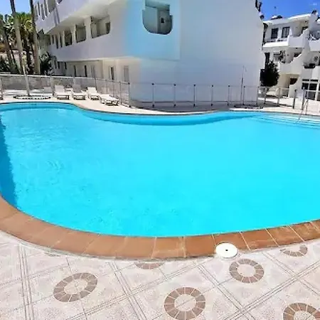 Lovely And Cozy Sea View Ocean Breeze Apartment